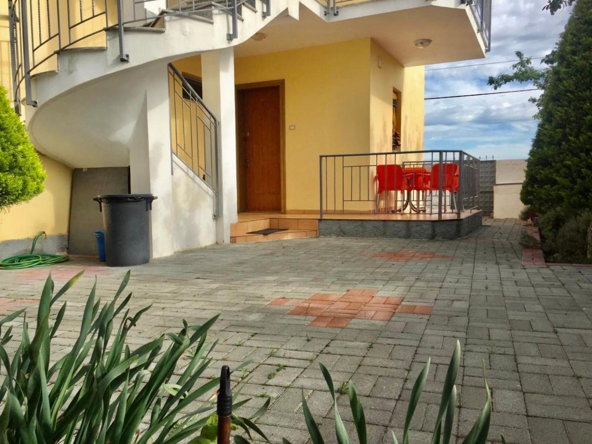 Shyqi Apartments Velipojë 외부 사진